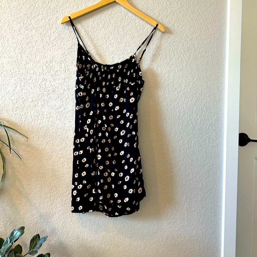 Floral Daisy Print Mini Dress 
Size L